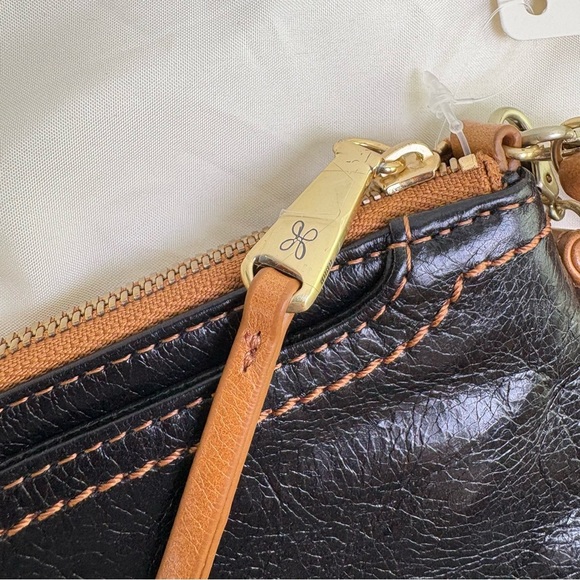HOBO INTERNATIONAL Darcie Leather Crossbody Wristlet Shoulder Bag Purse NWT - Picture 8 of 14